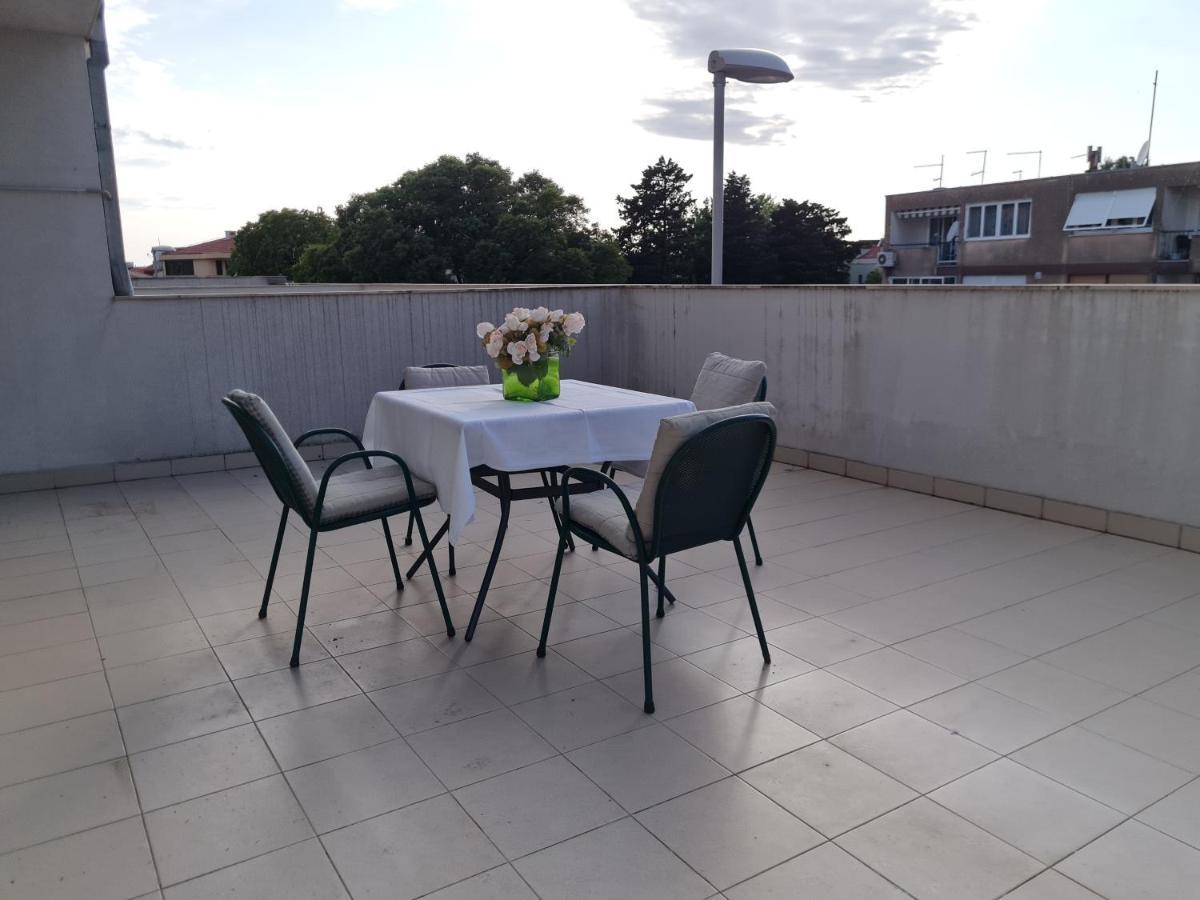 Apartment Silva, 50M From Beach Макарська Екстер'єр фото