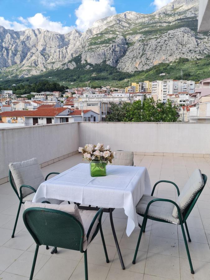 Apartment Silva, 50M From Beach Макарська Екстер'єр фото